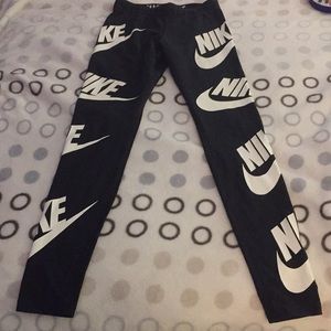 Nike leggings